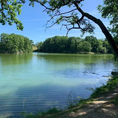 Residence Du Lac Monflanquin Duplex 1 Chambre, 5 Personnes, 33M2 *